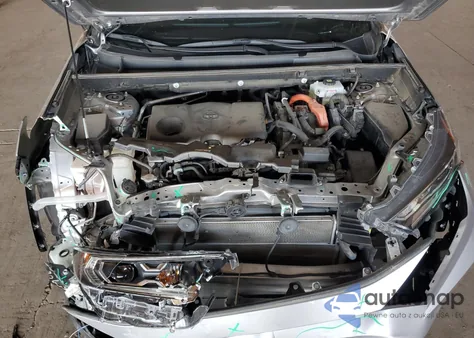 2021 Toyota Rav4 Xle z USA, uszkodzony, nr VIN 4T3RWRFV8MU022357